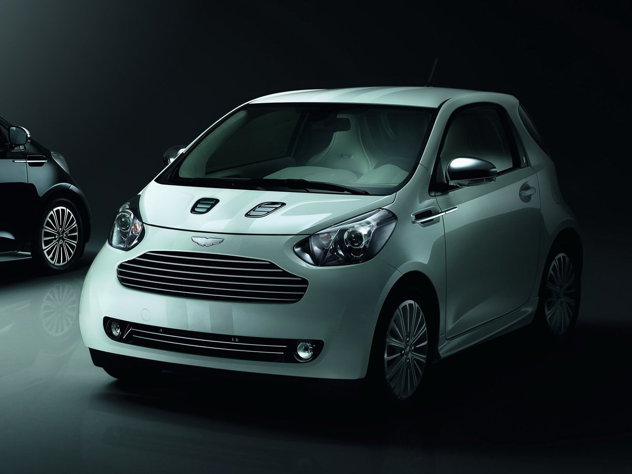 aston_martin Aston Martin Cygnet