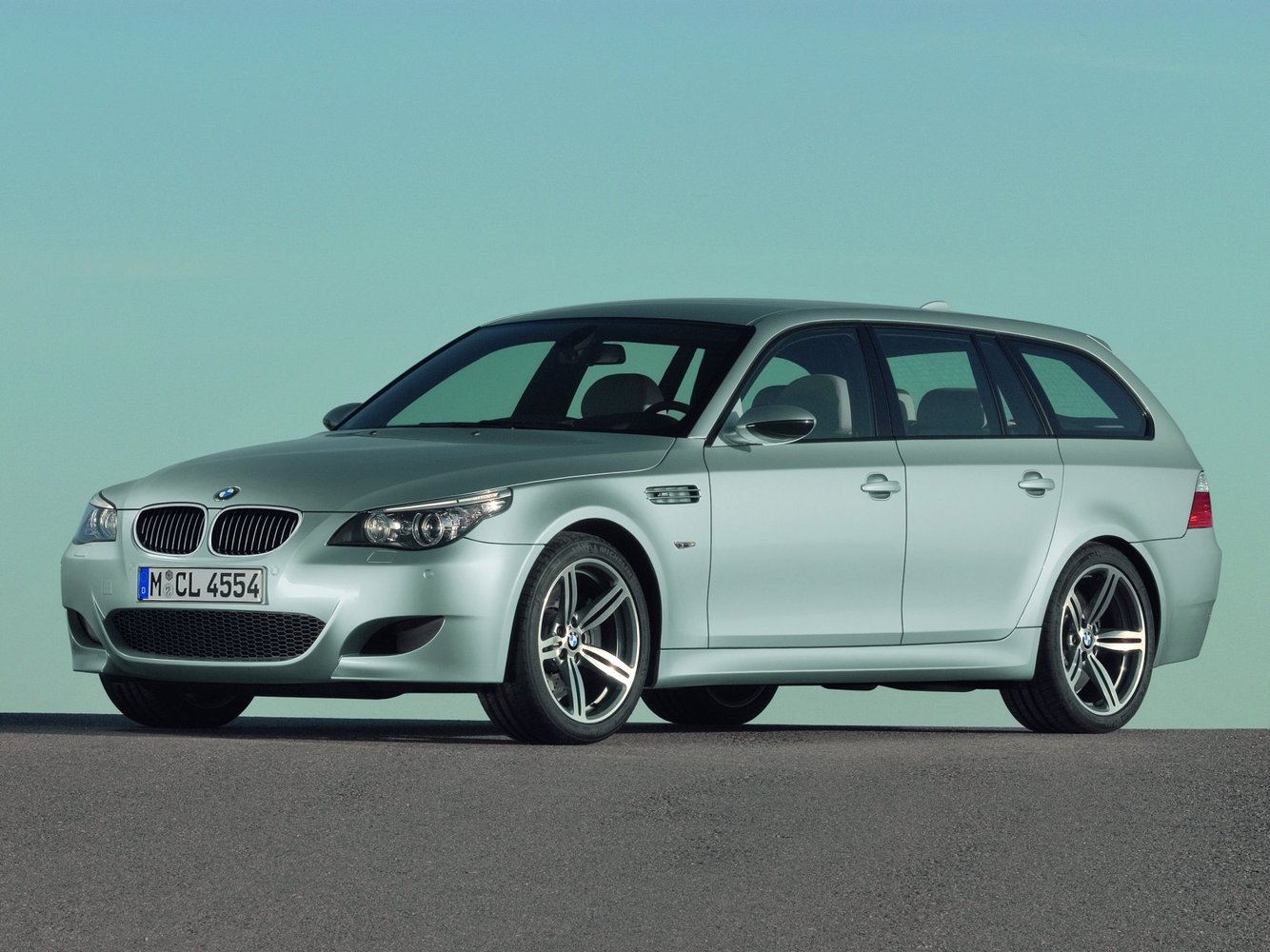 BMW M5 2004 - 2010