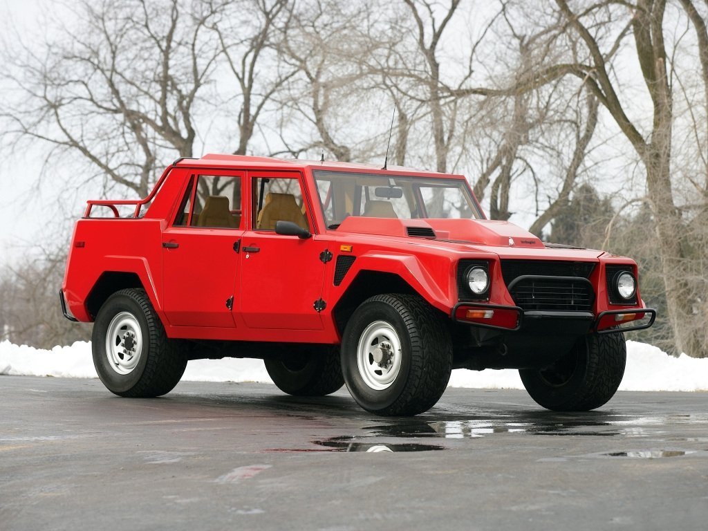 lamborghini Lamborghini LM002