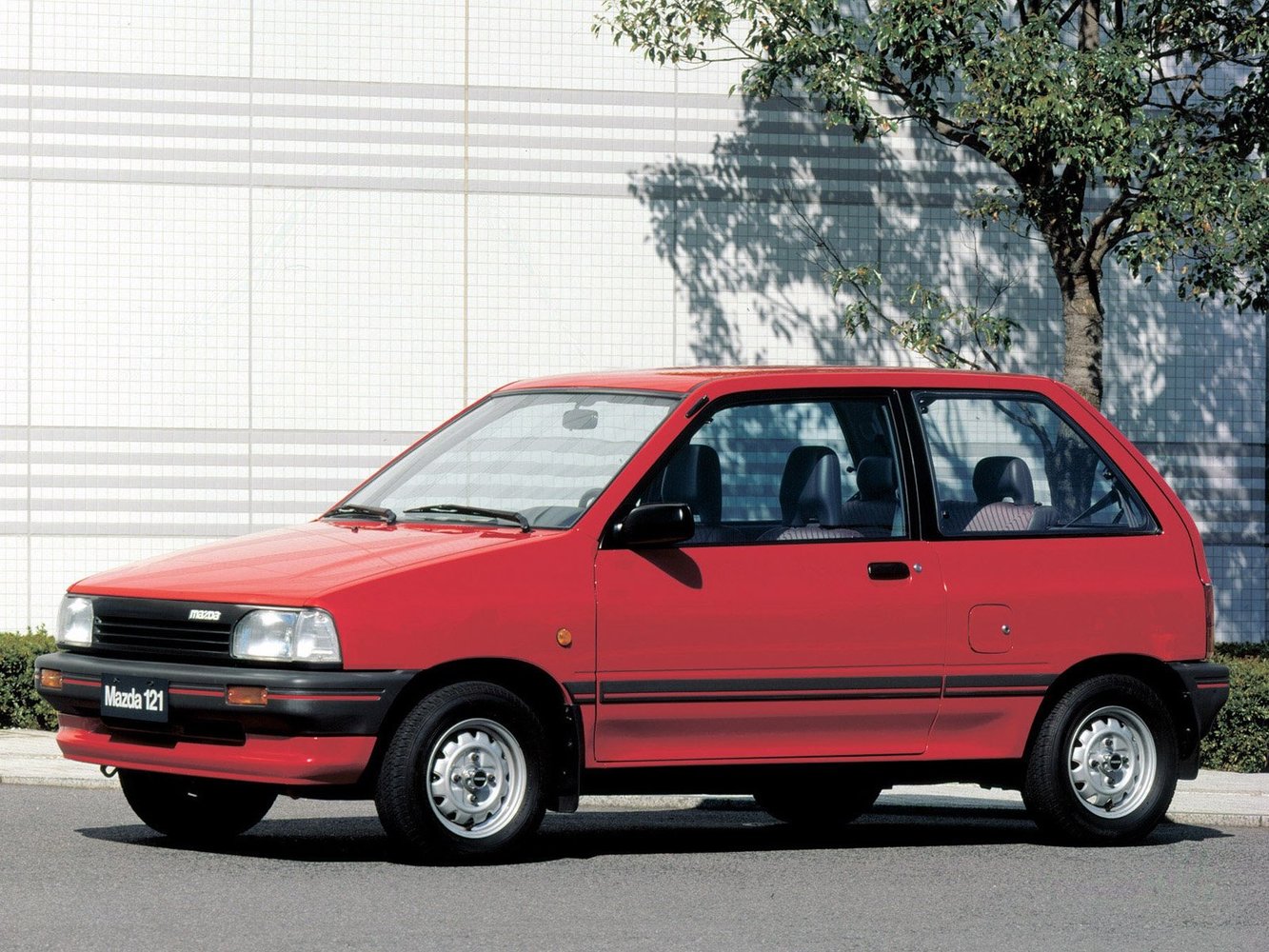 Mazda 121 1987 - 1991