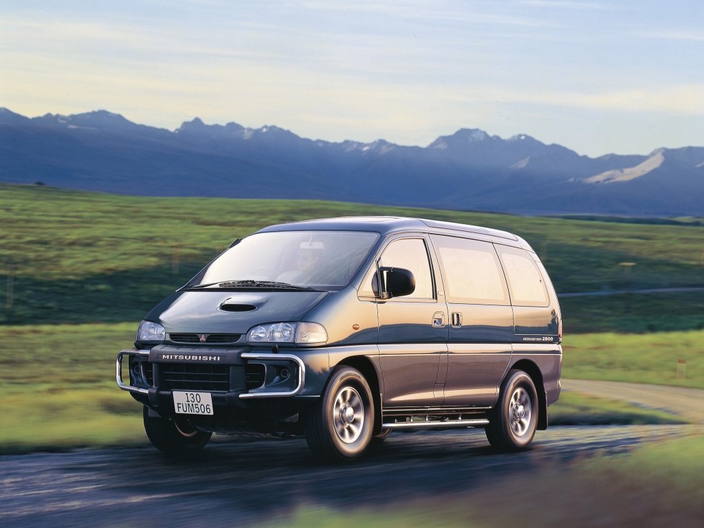 mitsubishi Mitsubishi Delica