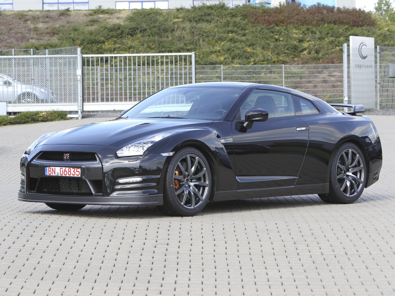 nissan Nissan GT-R