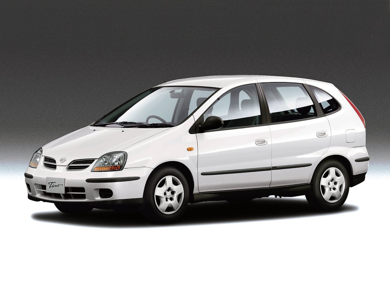 nissan Nissan Tino