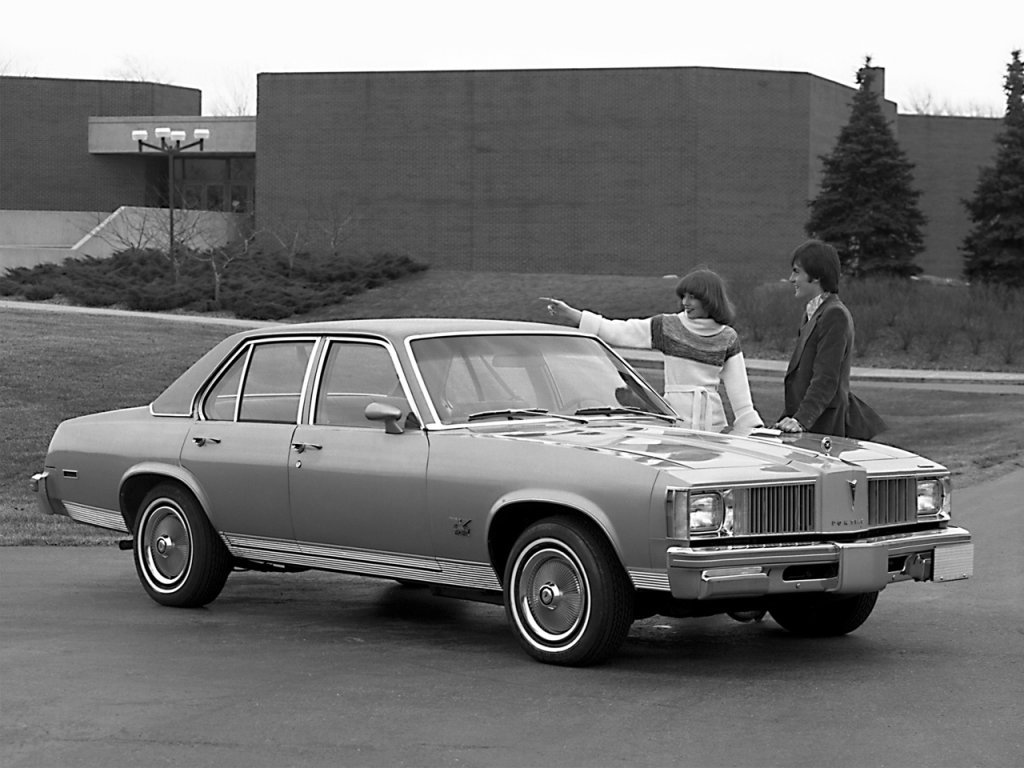 Pontiac Phoenix 1977 - 1979