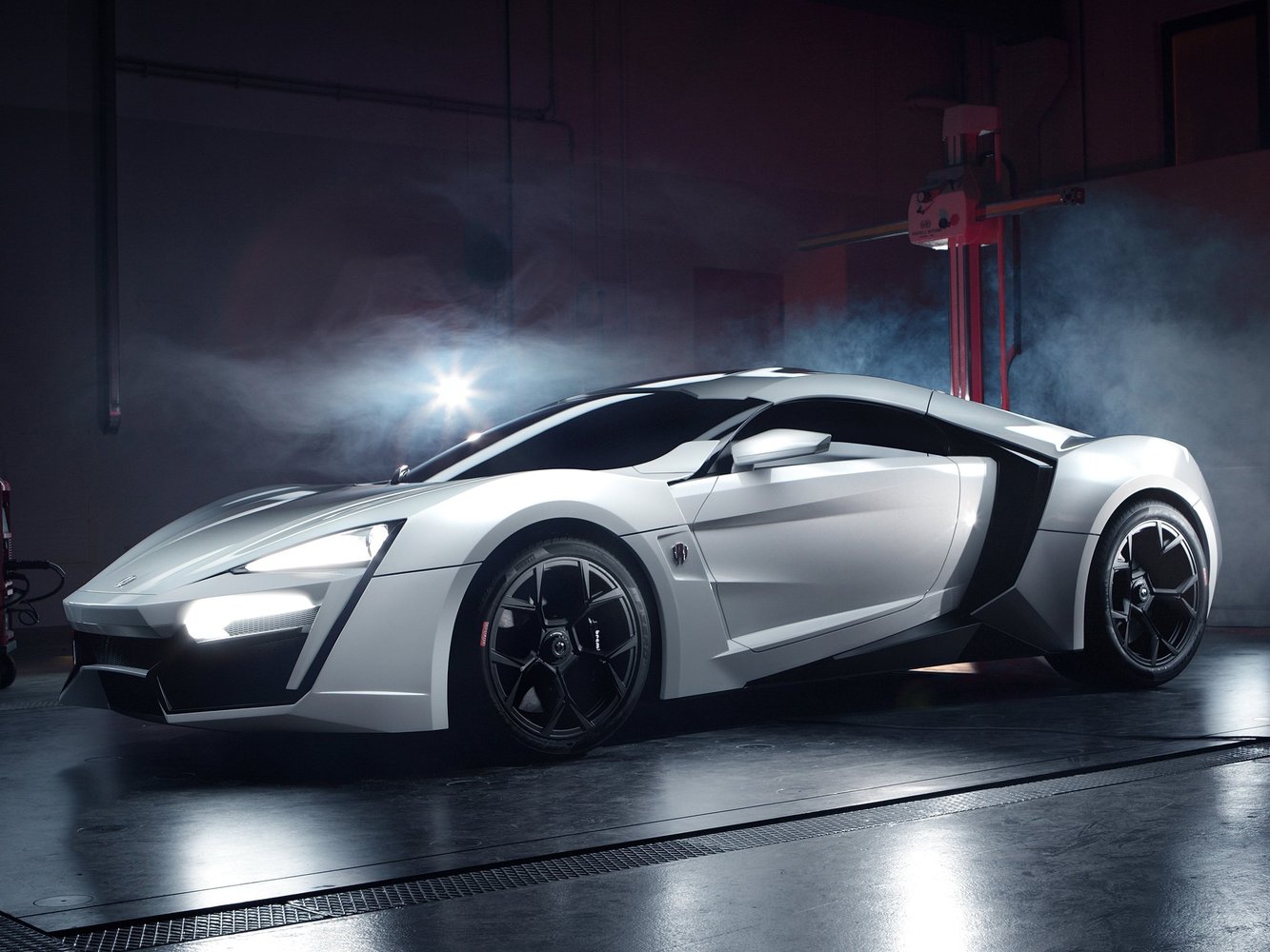 w_motors W Motors Lykan Hypersport